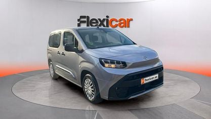 Używany Toyota Proace Verso Active 131 KM (96 kW) 2025 Szary Kombi