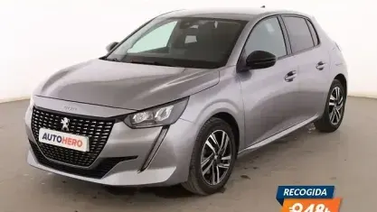 Usado Peugeot 208 Allure 101 CV (74 kW) 2022 Gris Utilitario