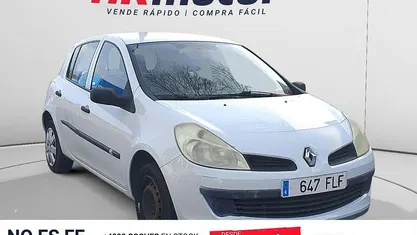 Usado Renault Clio II Authentique 75 CV (55 kW) 2007 Blanco Berlina