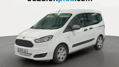 Usado Ford Tourneo Courier Ambiente 100 CV (73 kW) 2016 Blanco Monovolumen