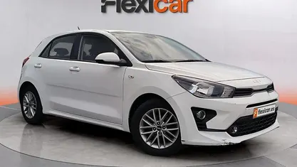 Usado Kia Rio 84 CV (61 kW) 2022 Utilitario