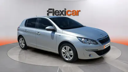 Usado Peugeot 308 Active 110 CV (80 kW) 2020 Gris Berlina