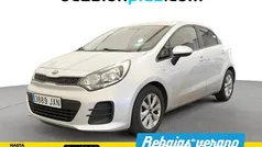 Gris plata Usado 2017 Kia Rio Utilitario | 9900 € (Precio justo)