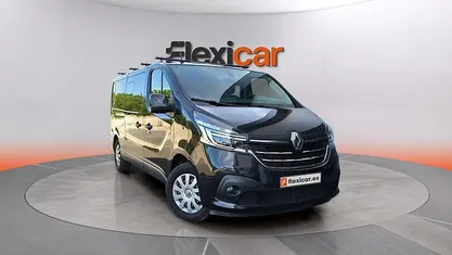 Usado Renault Trafic 120 CV (88 kW) 2019 Negro Monovolumen
