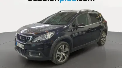 Usado Peugeot 2008 Allure 120 CV (88 kW) 2018 Negro SUV