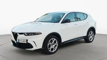 Blanco Usado 2023 Alfa Romeo Tonale Super SUV | 21.319 € (Buen precio)