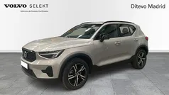 Usado 2024 Volvo XC40 Plus SUV | 34.300 € (Precio justo)
