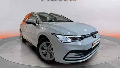 Blanco Usado 2022 VW Golf Life Berlina | 16.390 € (Super precio)