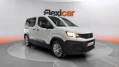 Usado Peugeot Rifter Active 131 CV (96 kW) 2020 Monovolumen