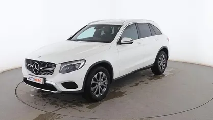 Usado Mercedes GLC220 AMG line 170 CV (125 kW) 2016 Blanco SUV