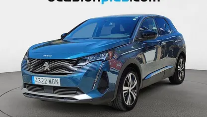 Usado Peugeot 3008 Allure 131 CV (96 kW) 2023 Azul SUV