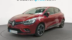Rojo Usado 2018 Renault Clio IV Zen Utilitario | 11.137 € (Precio justo)