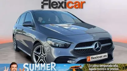 Usado Mercedes B180 116 CV (85 kW) 2022 Negro Utilitario