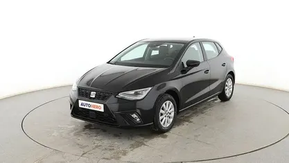 Usado Seat Ibiza Style Plus 110 CV (80 kW) 2022 Negro Utilitario
