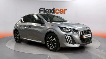 Usado Peugeot 208 Allure 101 CV (74 kW) 2025 Gris Utilitario
