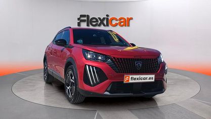 Usado Peugeot 2008 Active 101 CV (74 kW) 2023 Rojo SUV
