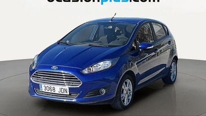 Usado Ford Fiesta Trend 82 CV (60 kW) 2015 Azul Utilitario