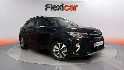 Usado Kia Stonic 84 CV (61 kW) 2023 SUV