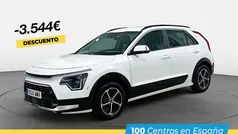 Blanco Usado 2024 Kia Niro SUV | 24.400 € (Precio justo)