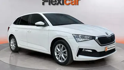 Blanco Usado 2020 Skoda Scala Active Utilitario | 11.990 € (Precio justo)