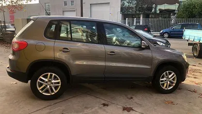 Gris Usado 2011 VW Tiguan Advance SUV | 11.900 € (Un poco caro)