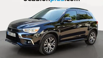 Usado Mitsubishi ASX Motion 114 CV (83 kW) 2017 Negro SUV