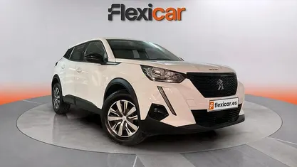 Usado Peugeot 2008 Allure 101 CV (74 kW) 2021 SUV