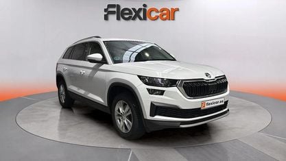 Usado Skoda Kodiaq Ambition 150 CV (110 kW) 2022 Blanco SUV