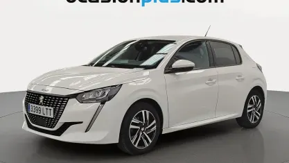 Usado Peugeot 208 Allure 100 CV (73 kW) 2021 Blanco Utilitario