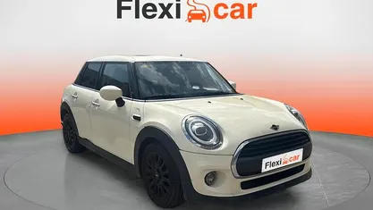 Usado Mini ONE 102 CV (75 kW) 2019 Beige Utilitario