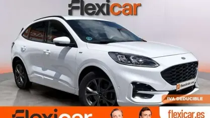 Usado Ford Kuga ST-Line 150 CV (110 kW) 2022 Blanco SUV