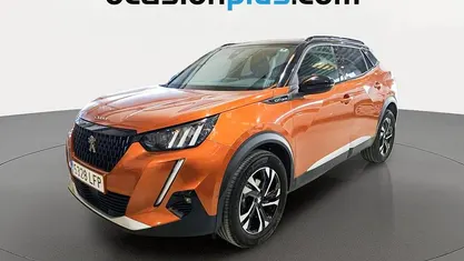 Usado Peugeot 2008 GT-line 130 CV (95 kW) 2020 Naranja SUV