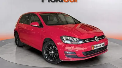 Rojo Usado 2016 VW Golf Advance Berlina | 13.790 € (Buen precio)