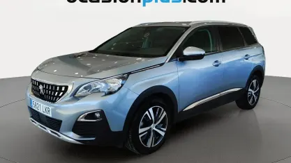 Usado Peugeot 5008 Allure 131 CV (96 kW) 2020 Gris SUV