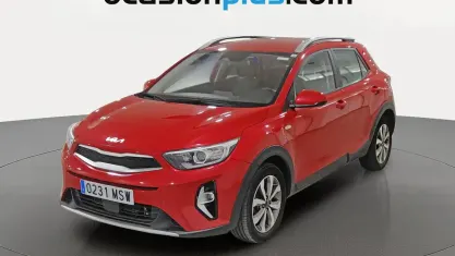 Usado Kia Stonic 101 CV (74 kW) 2024 Blanco SUV