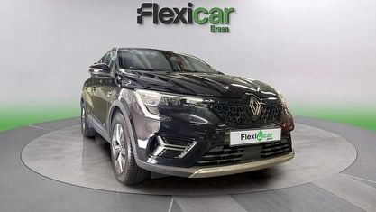 Begagnad Renault Arkana Evolution 140 HK (102 kW) 2024 Svart SUV