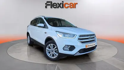 Usado Ford Kuga Trend 120 CV (88 kW) 2019 SUV