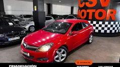 Rojo Usado 2008 Opel Astra GTC Enjoy Utilitario | 2950 € (Precio justo)