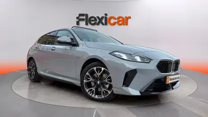 Begagnad BMW 120 163 HK (119 kW) 2025 Vit Halvkombi