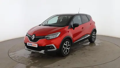 Usado Renault Captur Zen 131 CV (96 kW) 2019 Rojo SUV