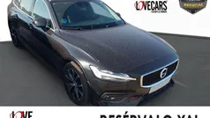 Negro Usado 2022 Volvo V60 Momentum Familiar | 25.900 € (Precio justo)