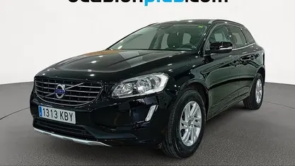 Usado 2017 Volvo XC60 Momentum SUV | 18.288 € (Precio justo)