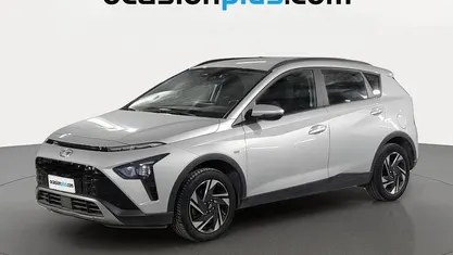 Usado Hyundai Bayon 100 CV (73 kW) 2022 Blanco SUV