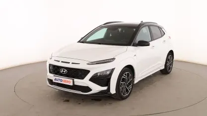 Usado Hyundai Kona N Line 120 CV (88 kW) 2021 Blanco SUV