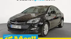 Negro Usado 2017 Opel Astra Elegance Berlina | 12.790 € (Precio justo)