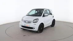 Blanco Usado 2016 Smart ForTwo Coupé Basis Utilitario | 8599 € (Precio justo)