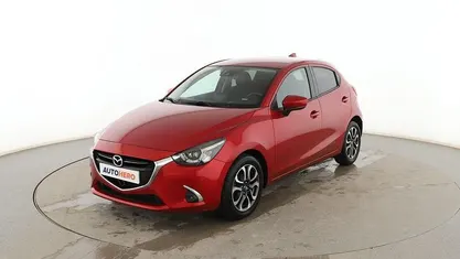 Rojo Usado 2018 Mazda 2 Luxury Berlina | 13.699 € (Precio justo)