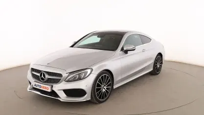 Usado Mercedes C220 170 CV (125 kW) 2018 Gris Coupe