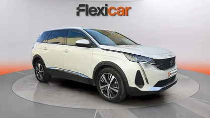 Usado Peugeot 5008 Allure 131 CV (96 kW) 2021 SUV