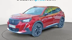 Rojo Usado 2022 Peugeot 2008 Allure SUV | 16.628 € (Buen precio)
